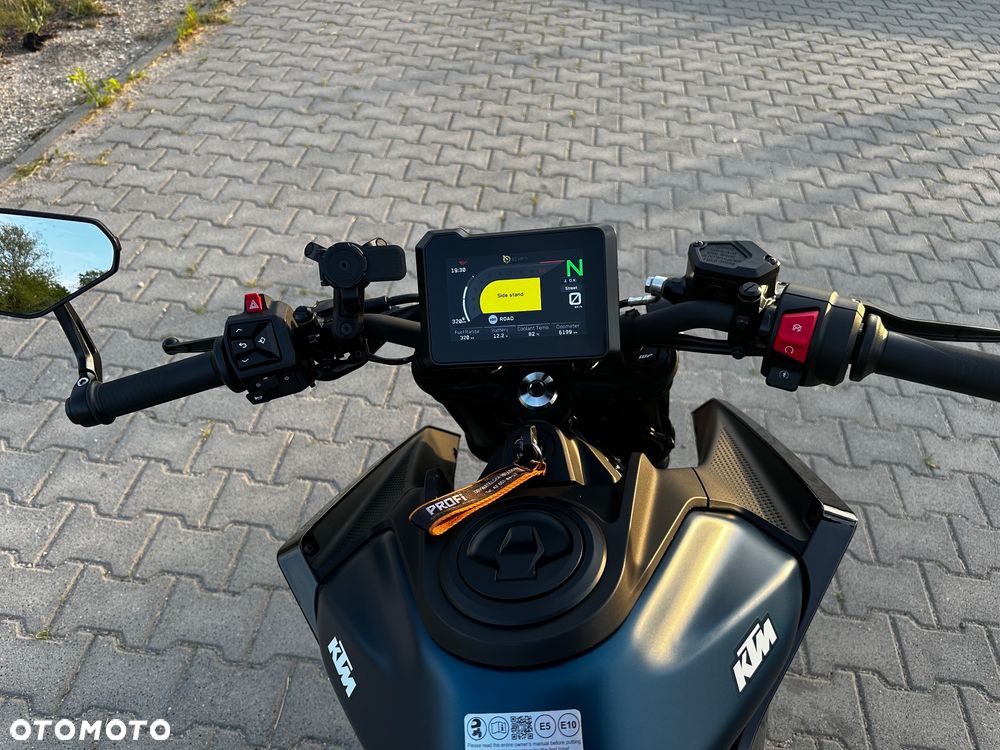 KTM Duke 125 - 12