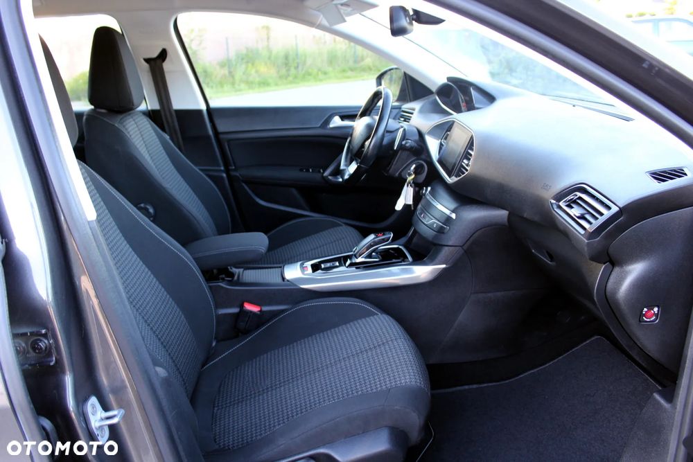 Peugeot 308 BlueHDi 130 EAT8 Stop & Start Active - 16