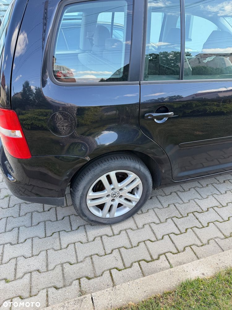 Volkswagen Touran 1.9 TDI Trendline - 3