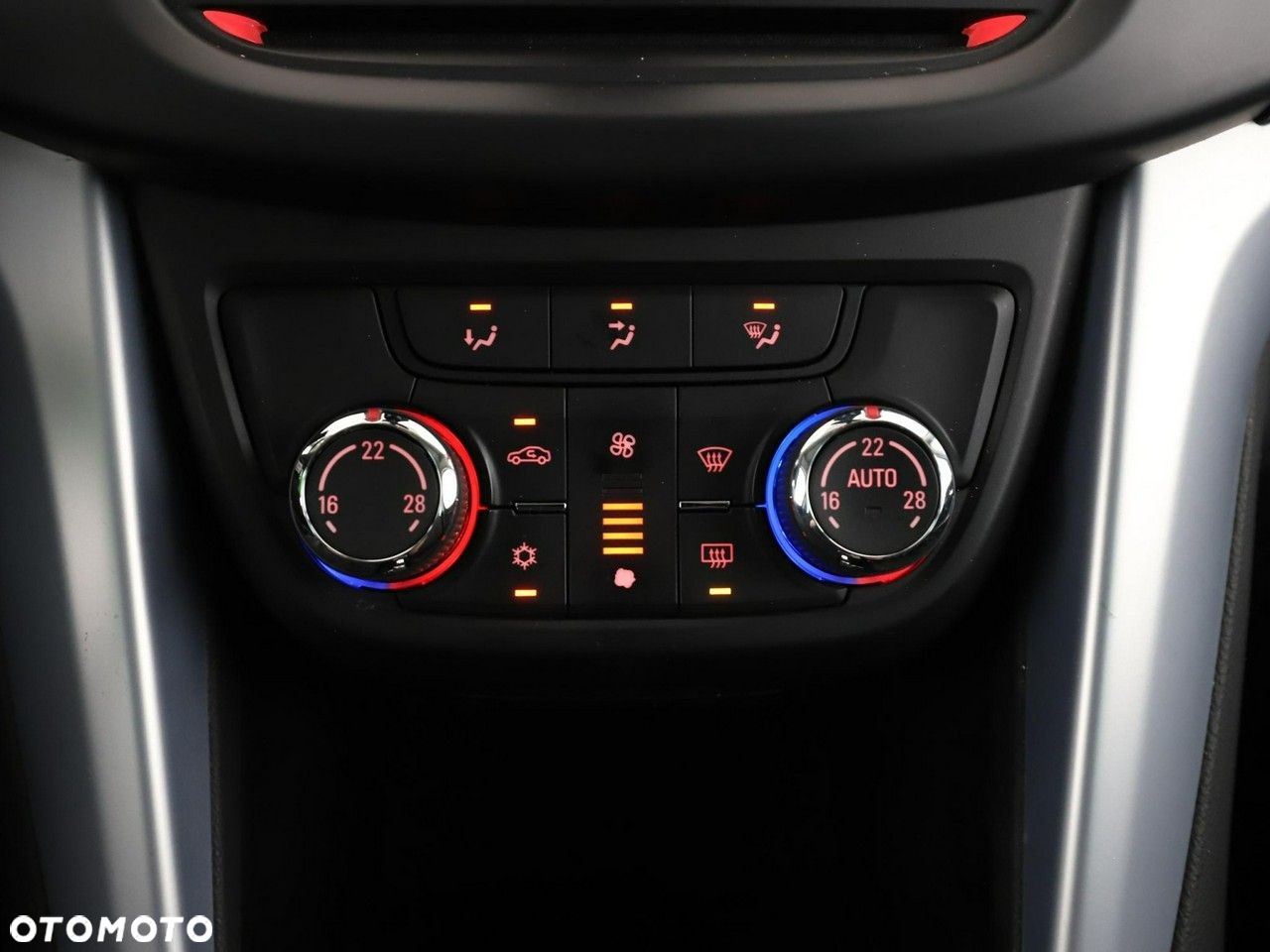 Opel Zafira Tourer 1.4 Turbo ecoFLEX Start/Stop Selection - 28