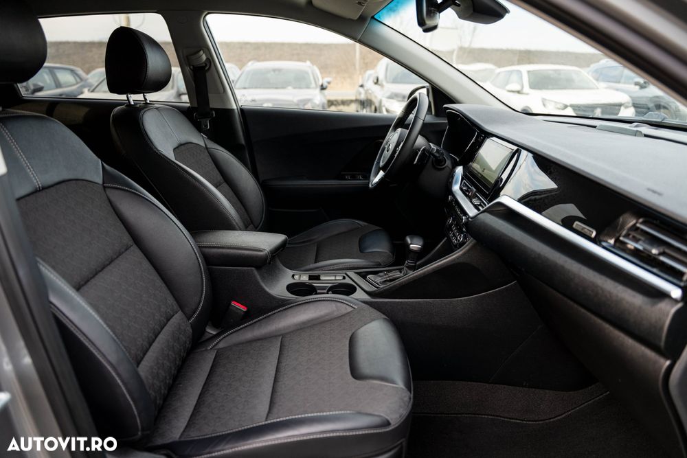 Kia Niro 1.6 GDI PHEV 2WD OPF Aut. Vision - 17