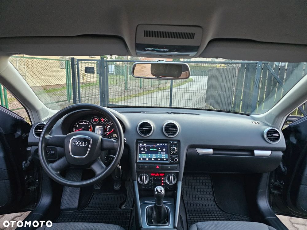 Audi A3 Sportback 1.4 TFSI Attraction - 9