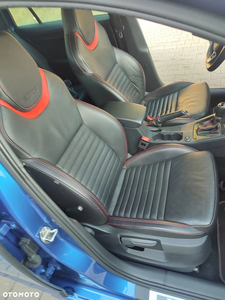 Skoda Octavia 2.0 TDI RS Challenge DSG - 18