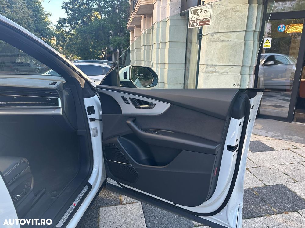 Audi Q8 - 26