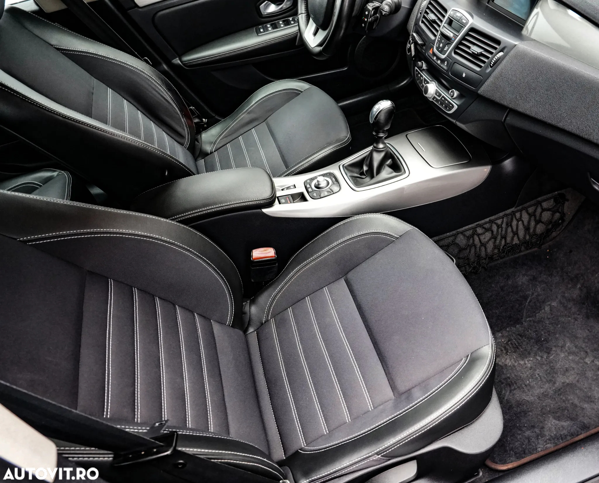 Renault Laguna Navi 2.0dCi Dynamique - 13