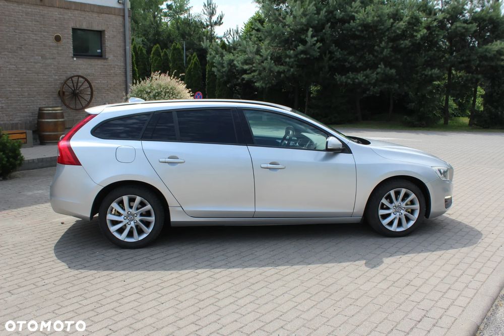 Volvo V60 D2 - 11