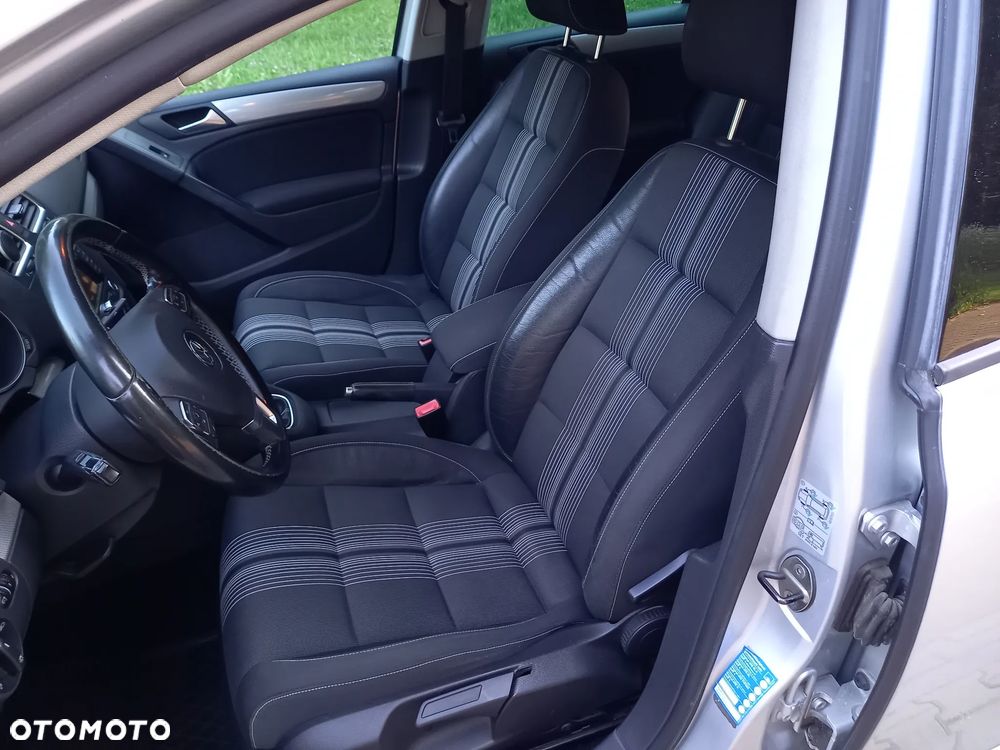 Volkswagen Golf 1.6 TDI DPF Trendline - 11