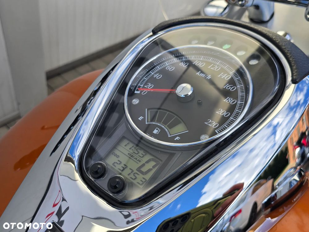 Suzuki VL 1500 Intruder LC - Boulevard C90 - 12
