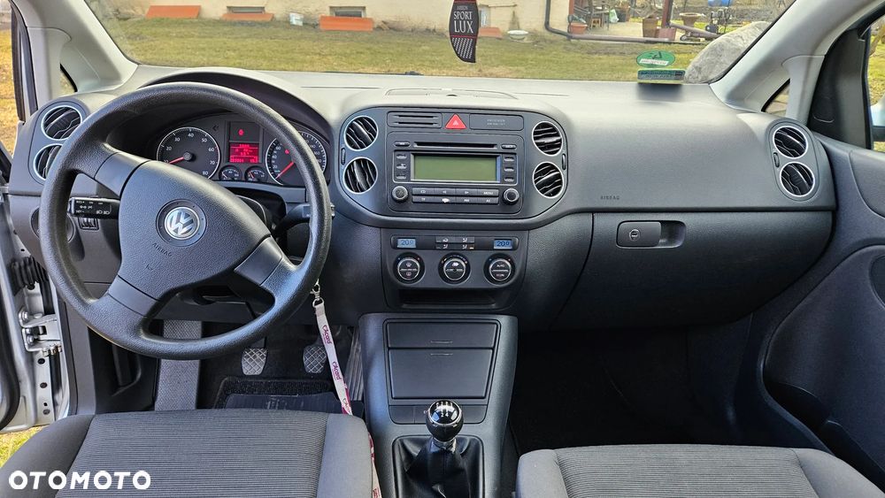 Volkswagen Golf Plus - 14