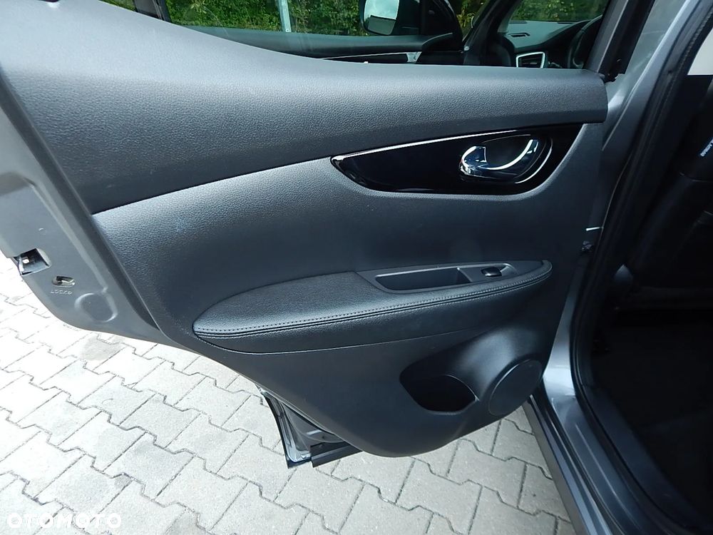 Nissan Qashqai 1.2 DIG-T N-Vision EU6 - 26