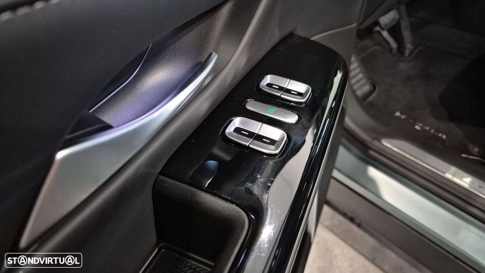 Xpeng G9 93.1 kWh AWD Performance+Gan.de Reboque+Pre.Seat&Au. P. - 18