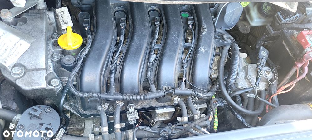 SILNIK RENAULT MEGANE II 2003 1,6 BENZYNA