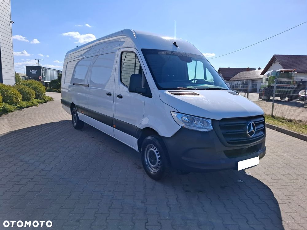 Mercedes-Benz SPRINTER L4H2 - 1