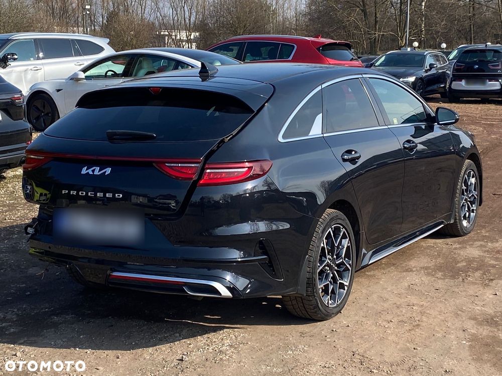 Kia ProCeed - 10