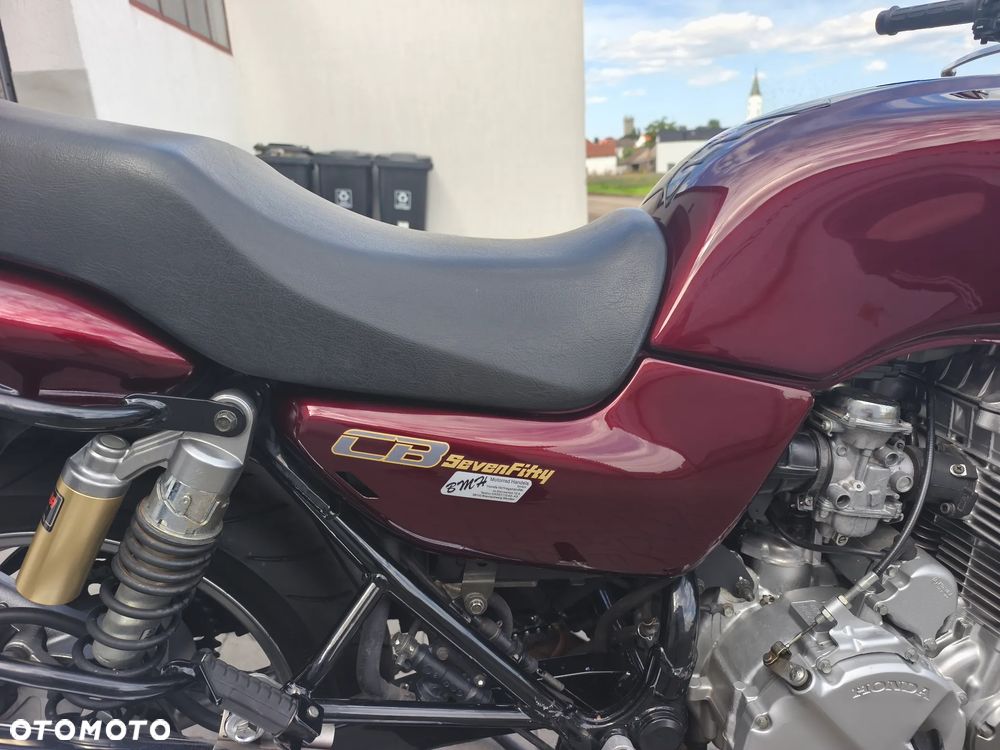 Honda CB - 22