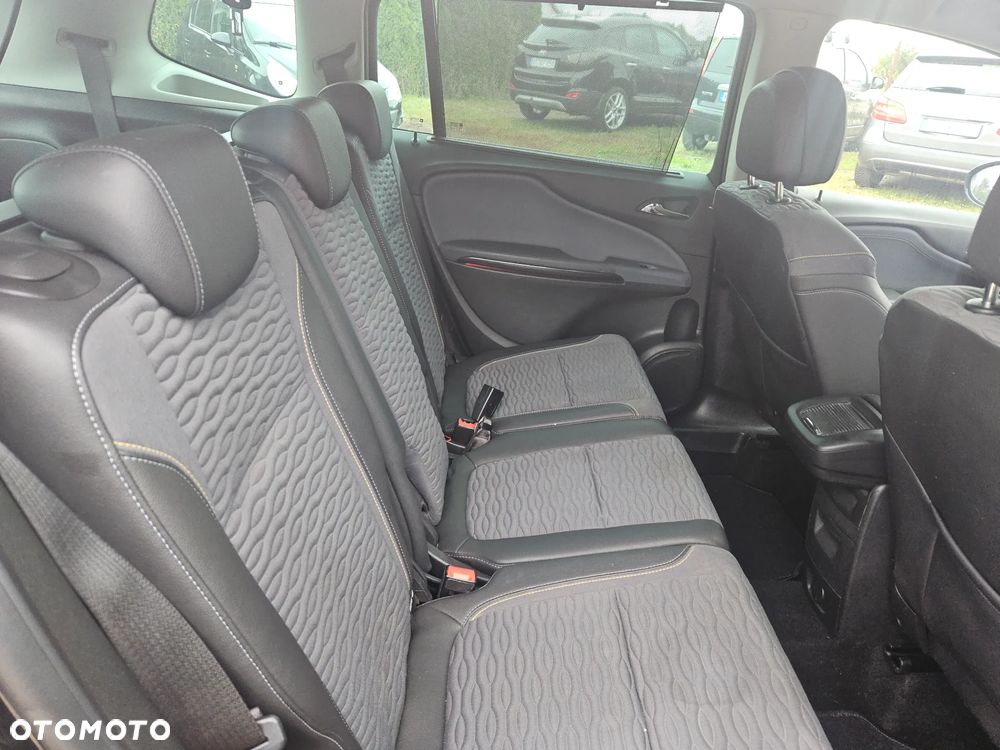 Opel Zafira 2.0 CDTI Cosmo S&S - 9