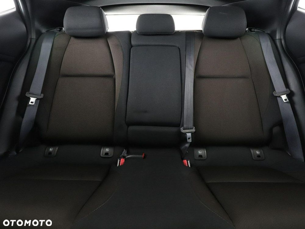 Mazda 3 SKYACTIV-G 2.0 M-Hybrid DRIVE - 19