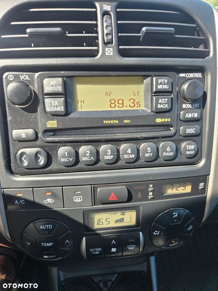 Toyota RAV4 2.0 VVT-i Prestige - 28