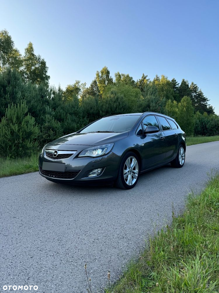 Opel Astra IV 2.0 CDTI Cosmo - 17