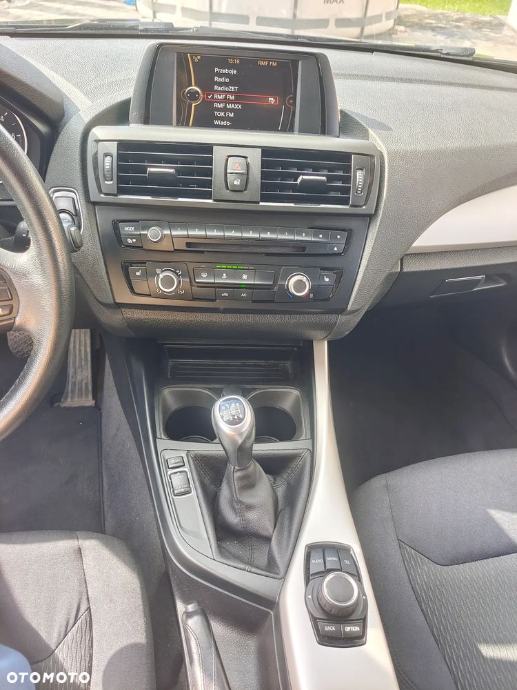 BMW Seria 1 116d Sport Line - 21