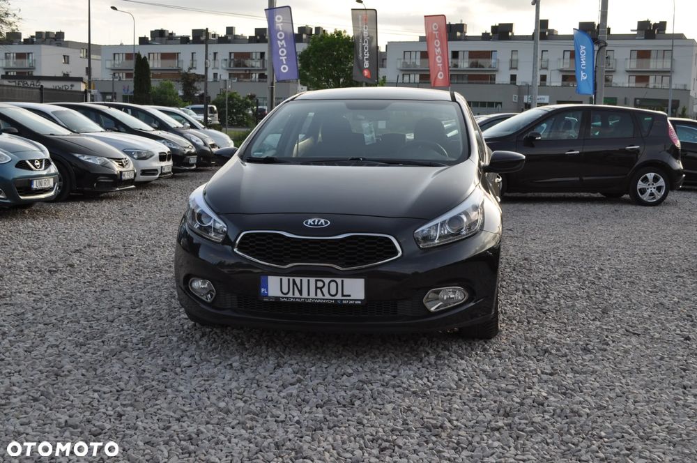 Kia Ceed 1.4 CVVT Attract - 2