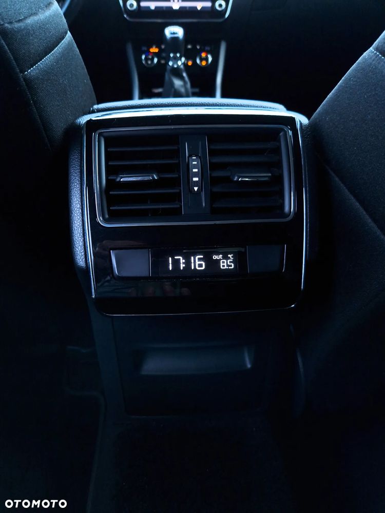 Skoda Superb 1.4 TSI ACT Ambition - 35