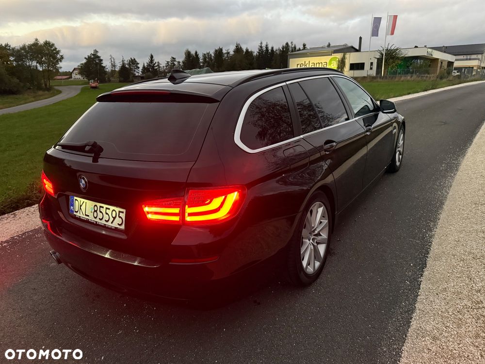 BMW Seria 5 525d xDrive Touring Sport-Aut - 8