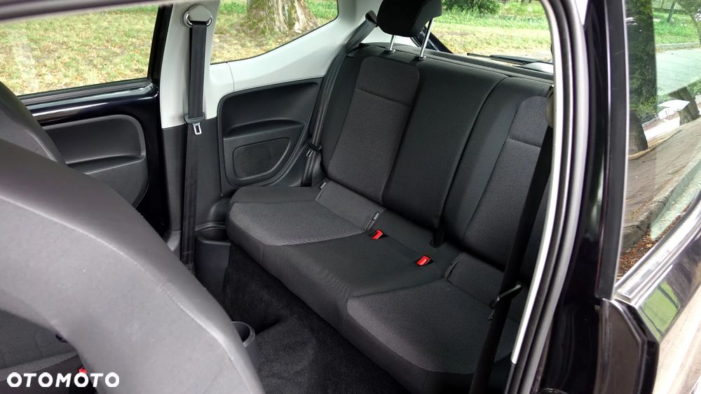 Volkswagen up! move - 8