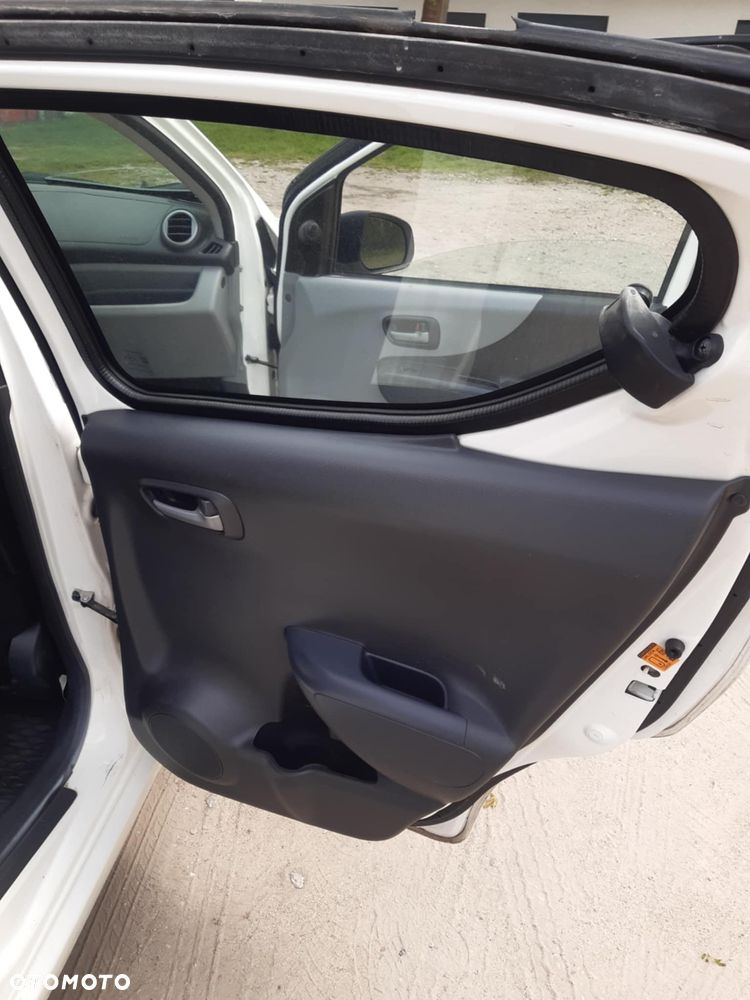 Suzuki Alto 1.0 City - 11