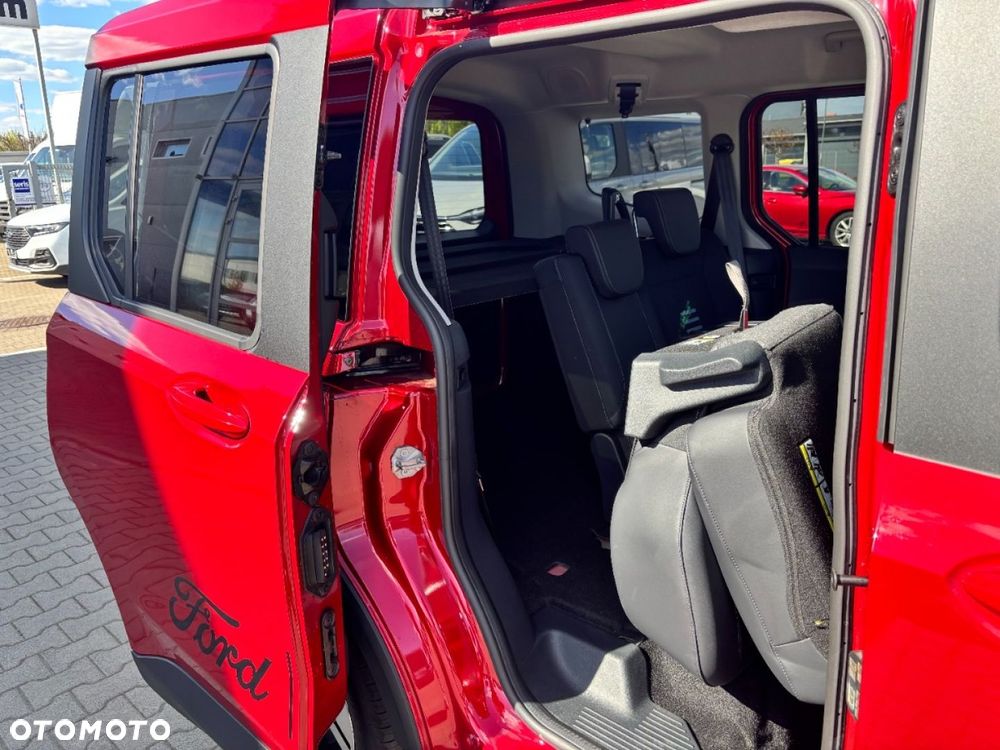 Ford Tourneo Courier - 8