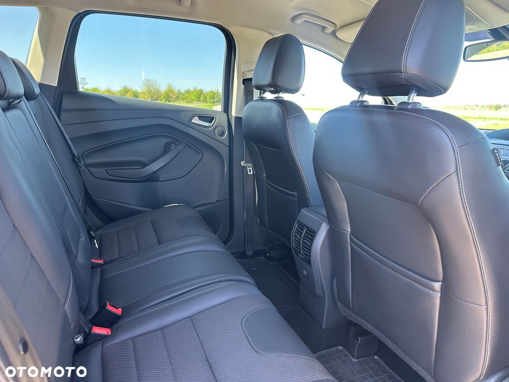 Ford Kuga 2.0 TDCi 2x4 Champions Edition - 10