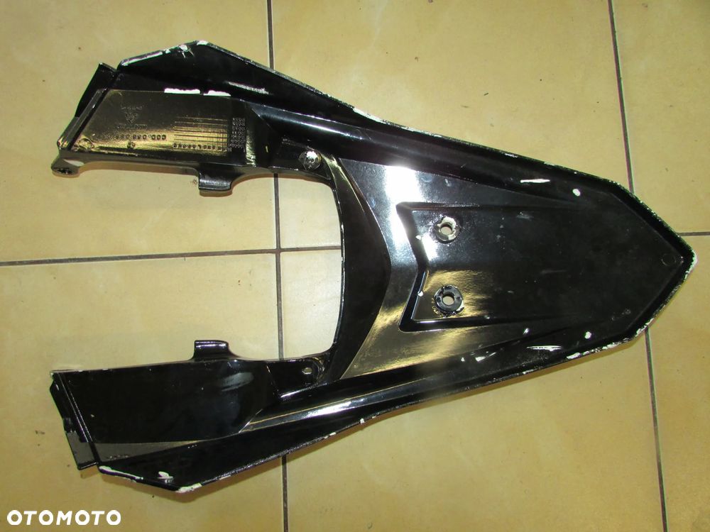 Malaguti XRM 128 2008 owiewka tylnia ogon - 2