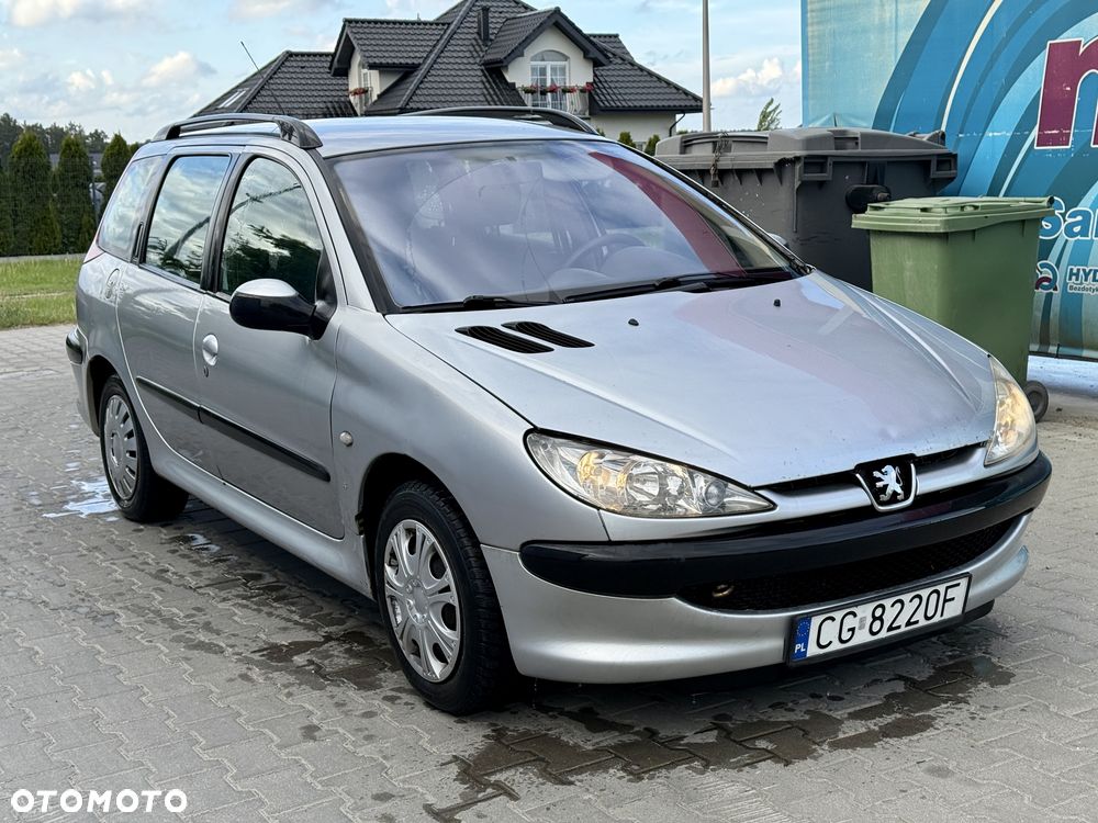Peugeot 206 - 6