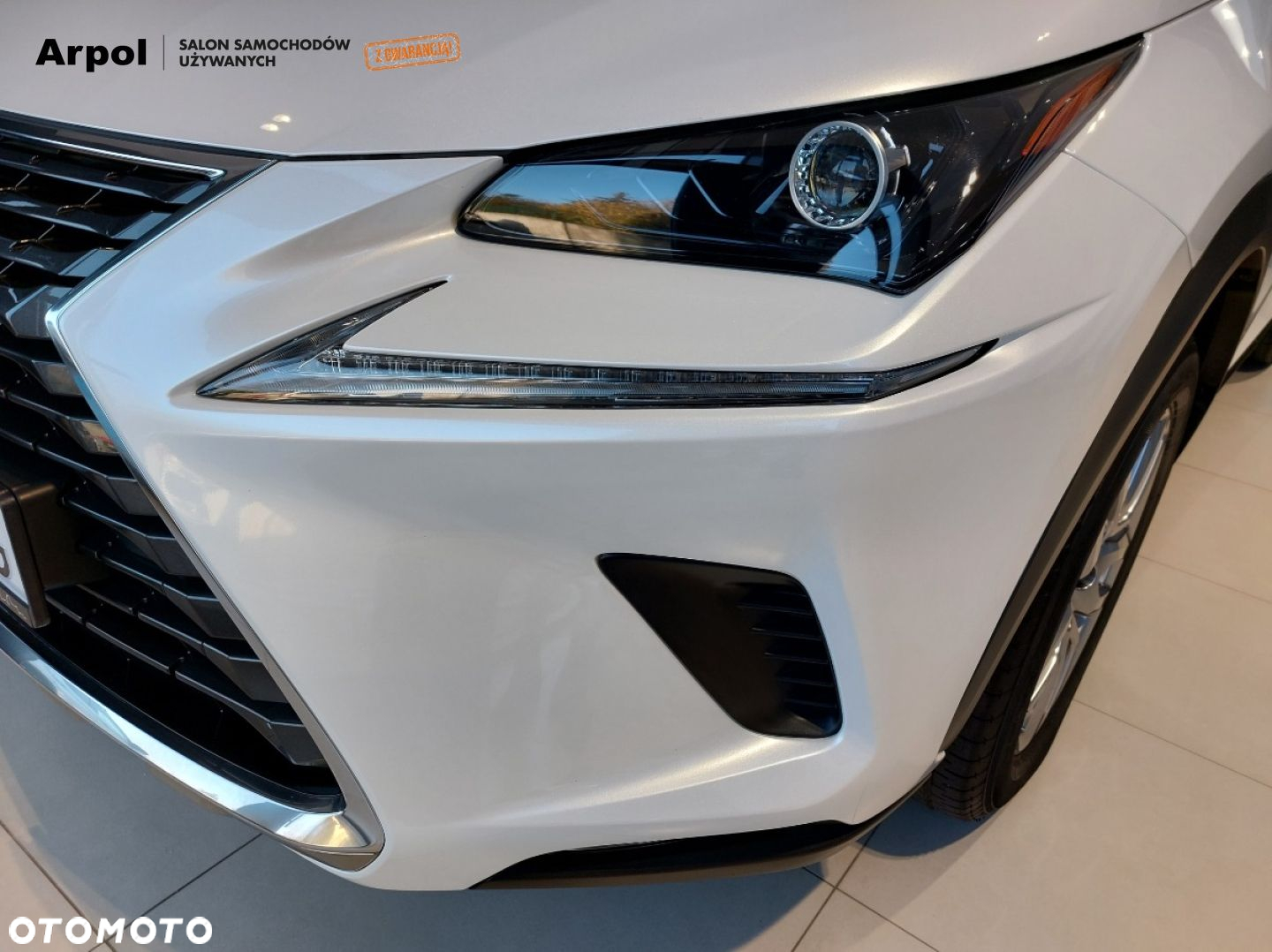 Lexus NX 300h Elegance AWD - 4