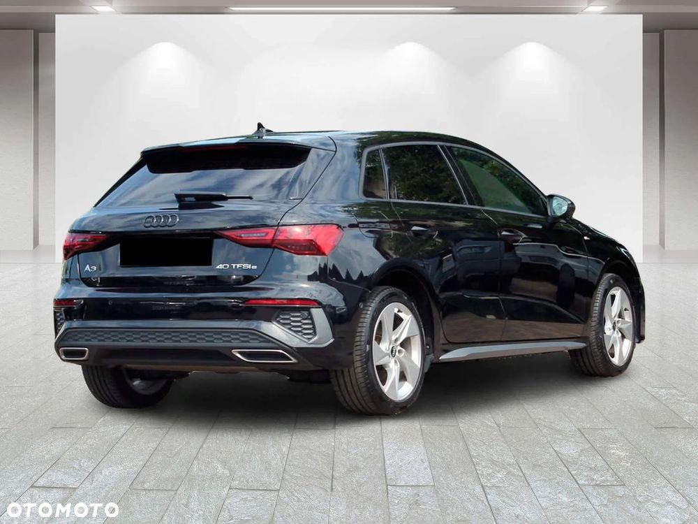 Audi A3 Sportback 1.4 TFSI e-tron S tronic - 3