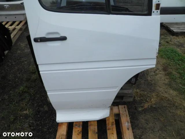 DRZWI PRAWE MERCEDES SPRINTER CDI - 13