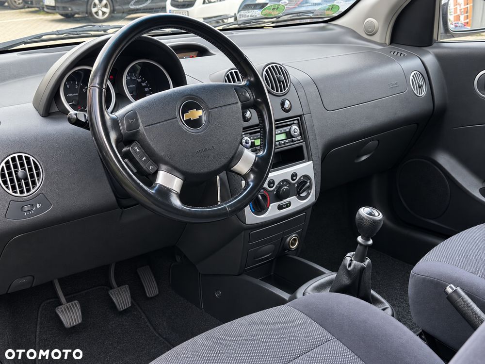 Chevrolet Aveo - 5