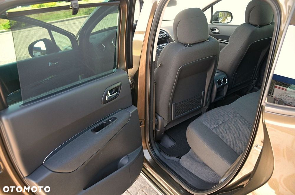 Peugeot 3008 - 21