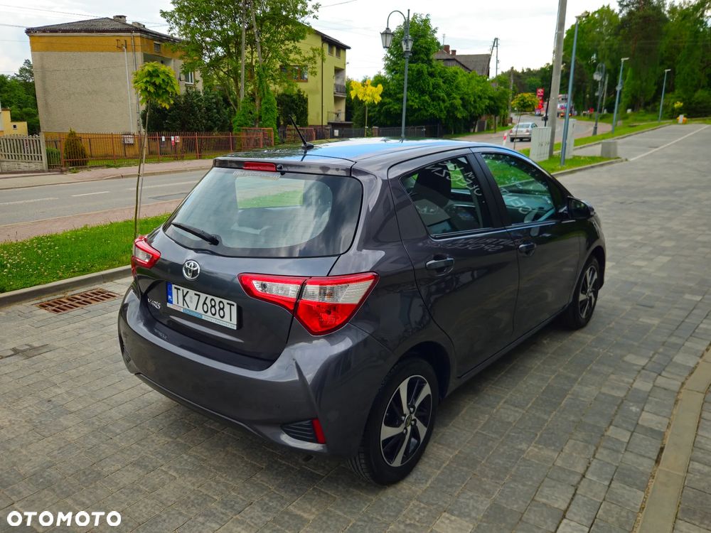 Toyota Yaris 1.5 Premium - 6