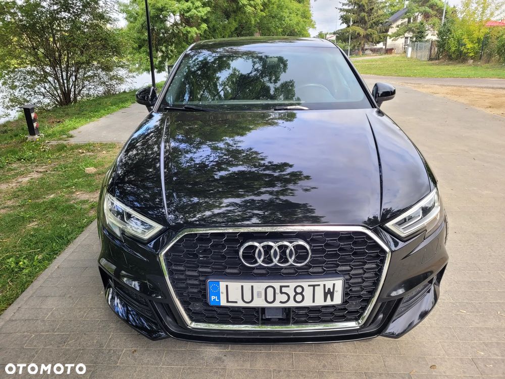 Audi A3 2019 photo 2