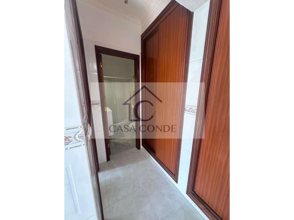 Apartamento de rés-do-chão situado na tranquila urbanização Quinta ... - Grande imagem: 3/13