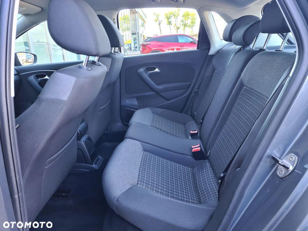 Volkswagen Polo 1.2 TSI BMT Comfortline - 18