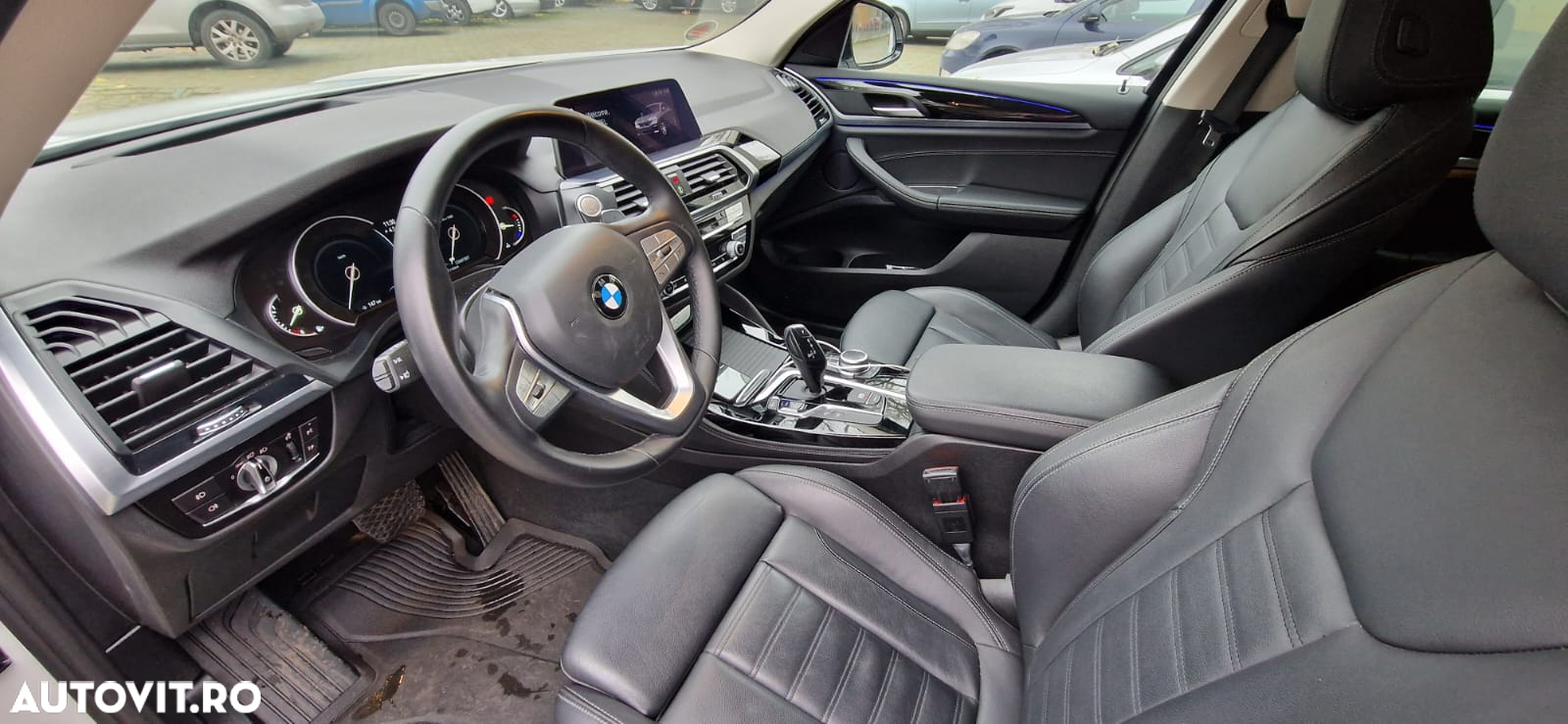 BMW X4 xDrive20i AT - 7