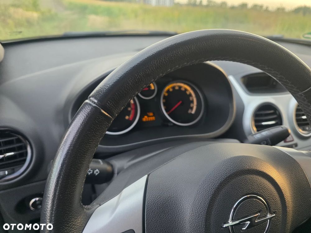 Opel Corsa - 16