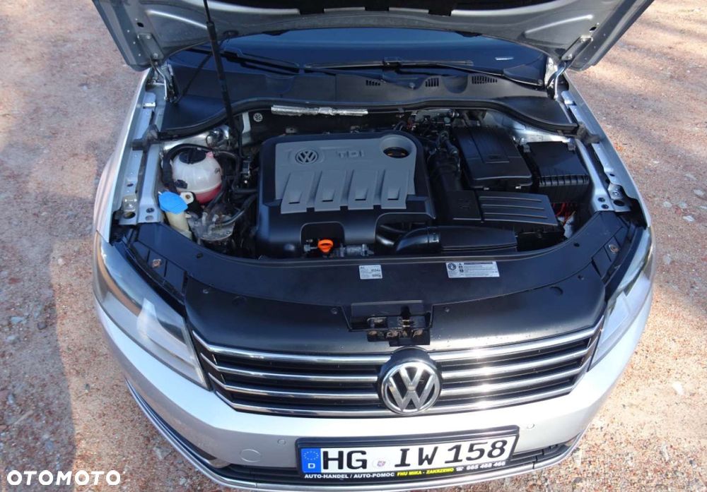 Volkswagen Passat - 2