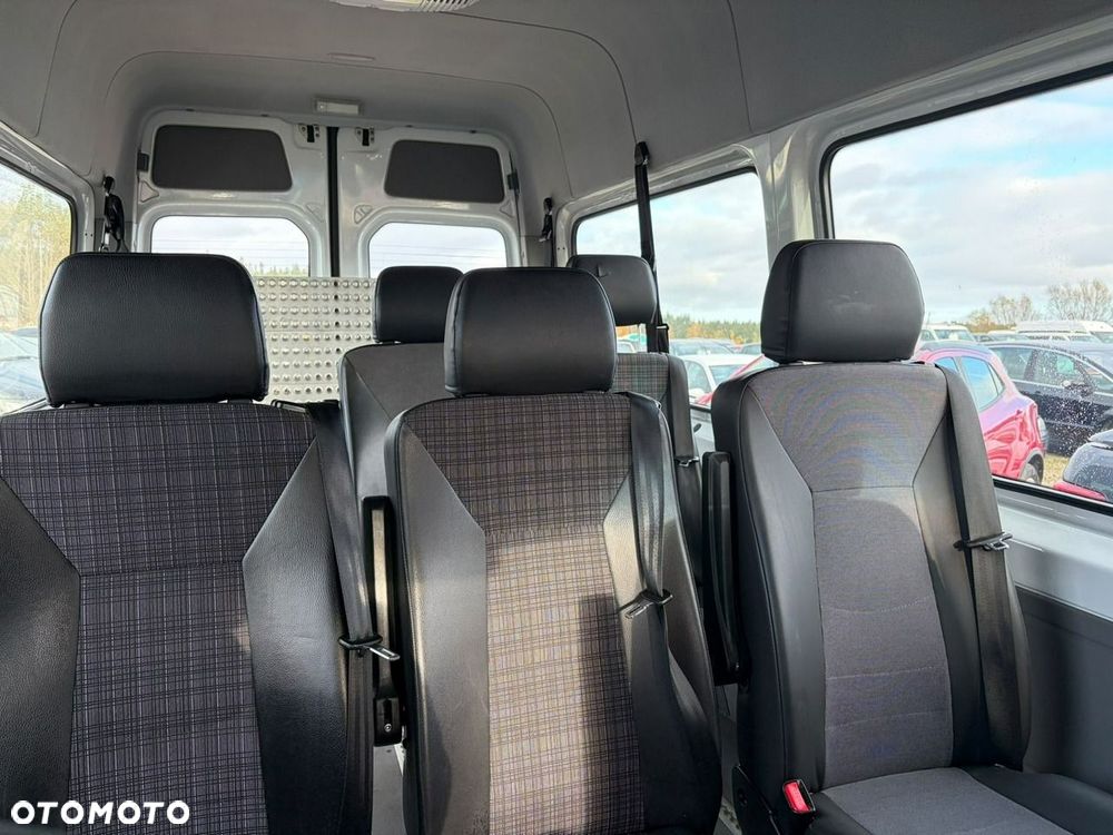 Mercedes-Benz Sprinter - 17