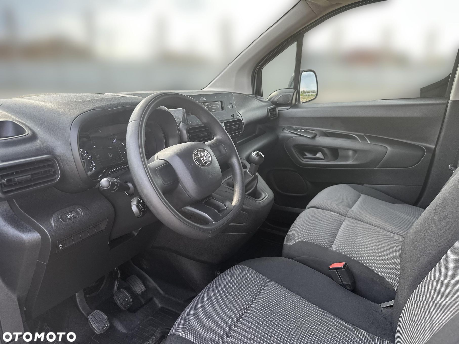 Toyota PROACE CITY - 10