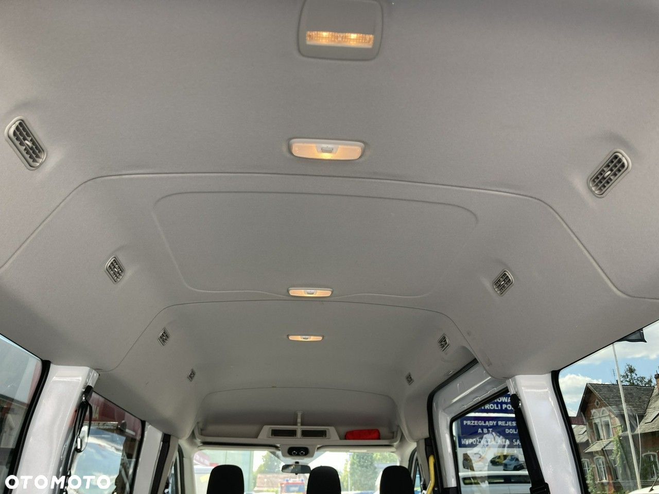 Ford Transit - 9