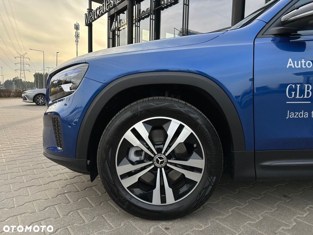 Mercedes-Benz GLB - 6