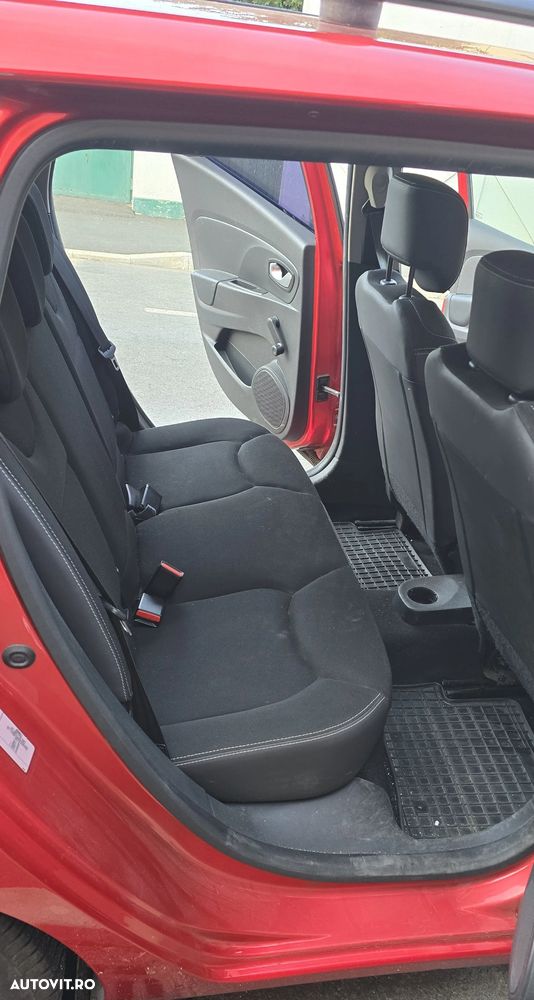 Renault Clio 1.5 dCi Zen - 11